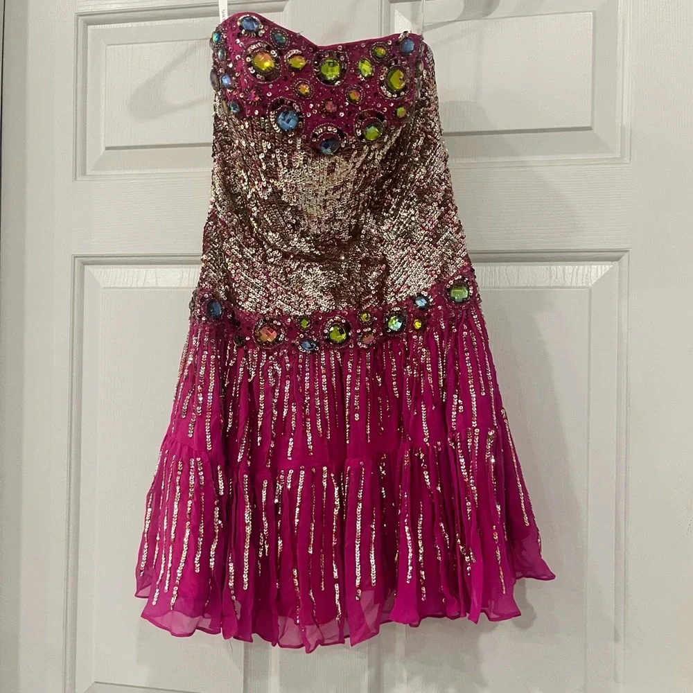 SHERRI HILL Pink Beaded Cocktail Dress Size 2 - Picture 3 of 8